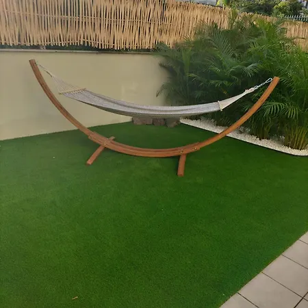Casa Jardina *